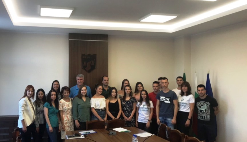 Млади патриоти поемат по стъпките на Ботев и Левски