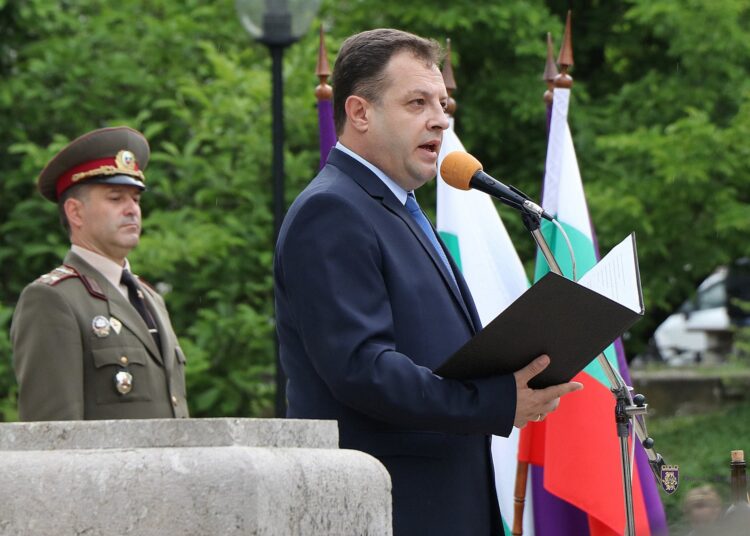 Кметът на Велико Търново Даниел Панов: Нека всеки ден уважаваме българския войник 1 6may 8