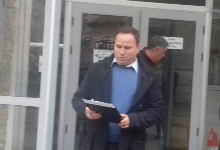 Крадците наводнили митницата, отмъкнали 230 000 лв. и 20 кг накити 1 7 48