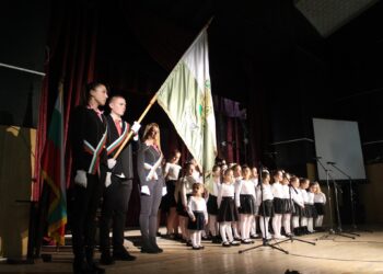Награди и концерт за празника в Кнежа