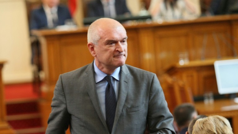 Димитър Главчев остава шеф на парламента 8 Димитър Главчев остава шеф на парламента