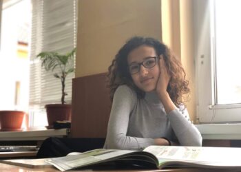 Седмокласничка представя Ловеч на национална олимпиада