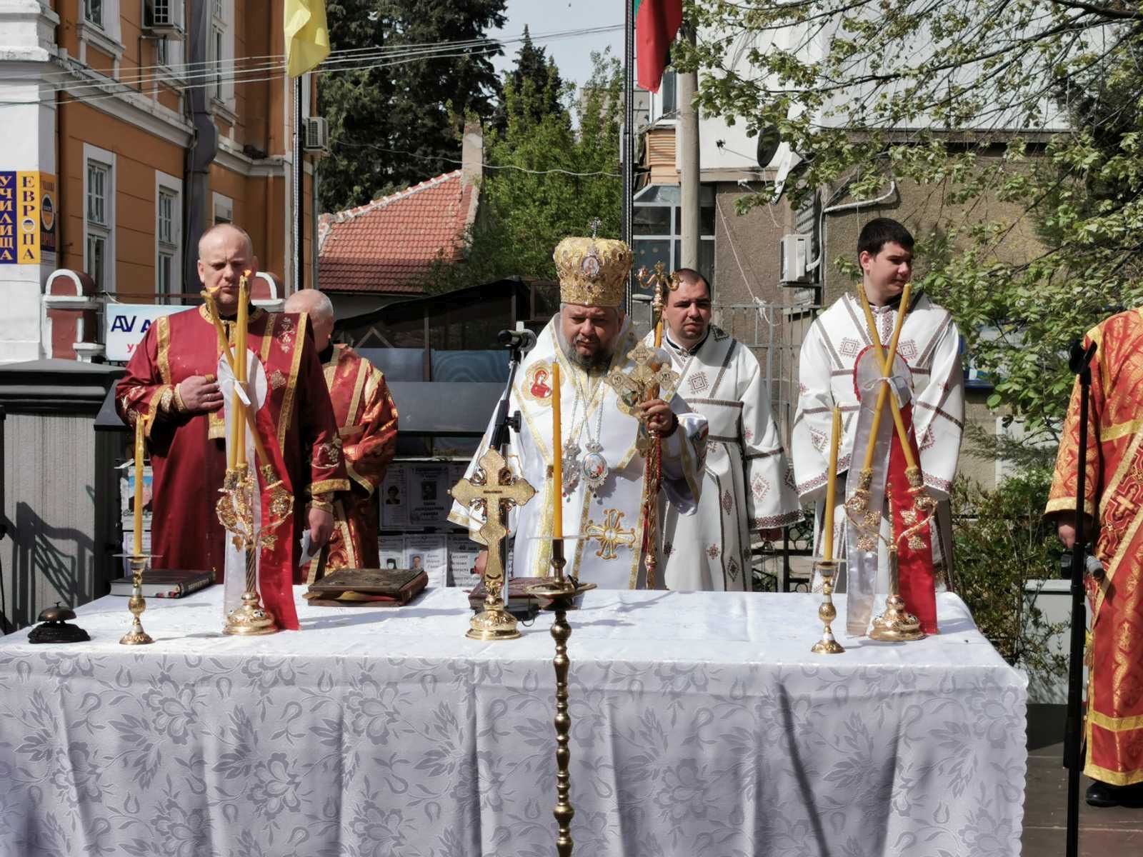 Митрополит Киприан: Трябва да преминем през личните си страстни седмици