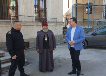 Панов: Със семейството ми оставаме у дома на Цветница, Бог е в сърцето на всеки от нас