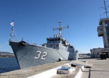 Демонстрации по въздух и вода за кампанията „Бъди войник“ във Варна