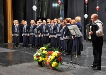 Бургас облича 1600 пенсионери в носии