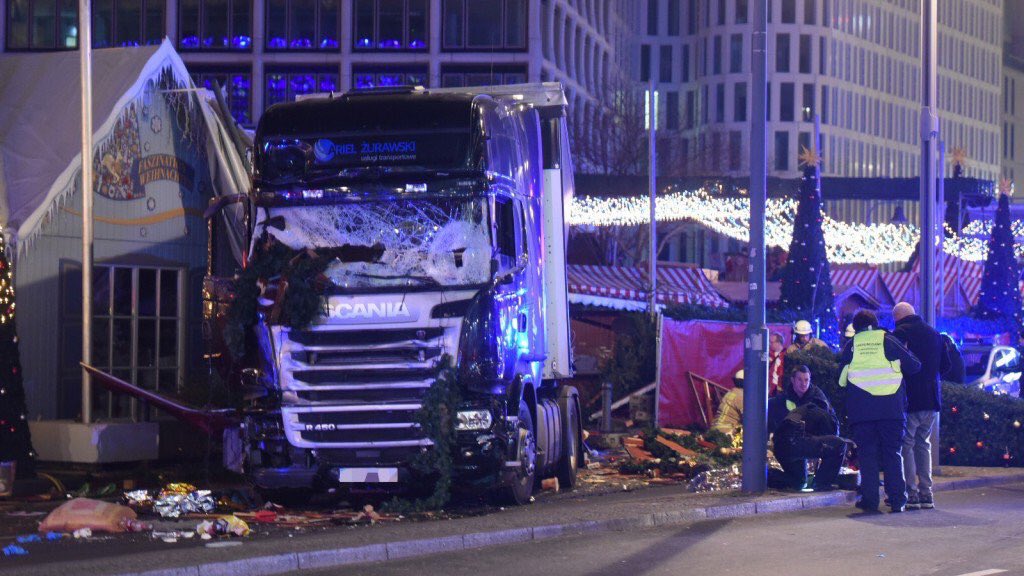 12 са жертвите в Берлин 9 12 са жертвите в Берлин