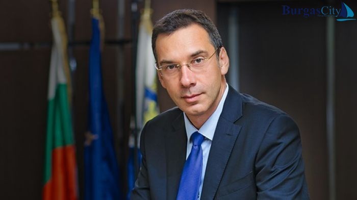 Превръщат запустелите терени на бившия ГУМ в площад 1 D0 94 D0 B8 D0 BC D0 B8 D1 82 D1 8A D1 80 D0 9D D0 B8 D0 BA D0 BE D0 BB D0 BE D0 B22 2