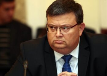 Цацаров се прицели в депутат заради 4 тона суджук