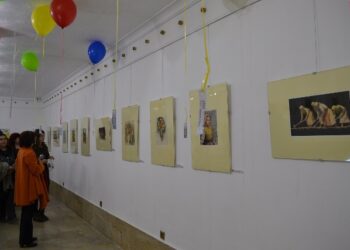 С изложба за жената откриха Чудомировите празници в Казанлък