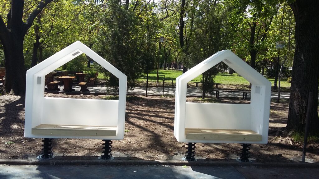 Benches with solar panels in Sofia’s parks 2 D0 BF D0 B5 D0 B9 D0 BA D0 B8 1