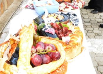 Винари и кулинари омаяха гостите в Полето