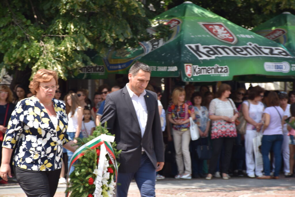 Ловеч почете паметта на Христо Ботев 1 DSC 0506 2