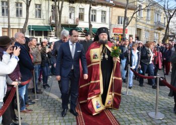 Патриархът на първата литургия на новия врачански митрополит