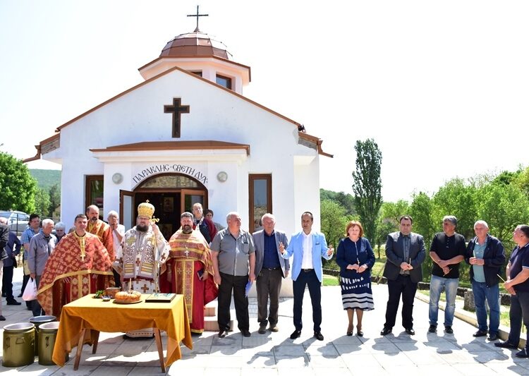 Кмет откри параклис в древно село 1 DSC 4061