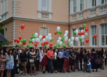 Кмет „хвърли ръкавица“ на абитуриенти