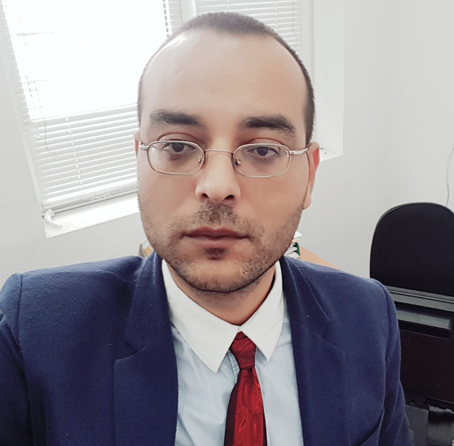 Готови сме за електронно обучение, кандидатстваме за дистанционен център