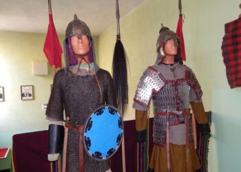 Бойно облекло от времето на първото бългаско царство показват в Дреновец