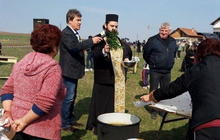 Митрополит Даниил служи на Томина неделя в Дунавци