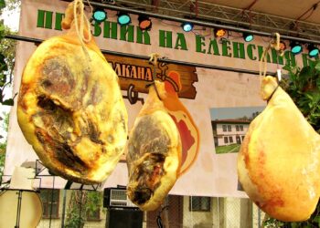 Кулинарни изкушения и веселби за Празника на еленския бут