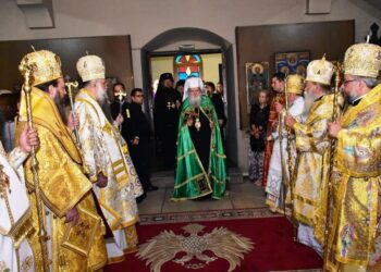 Враца посрещна патриарха в чест на небесния си покровител