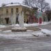 Пиян почупи култовия фонтан на Видин