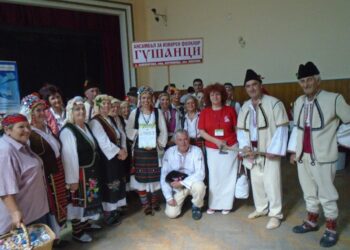 Ансамбъл от Замфирово спечели фестивала „Фолклорен извор”