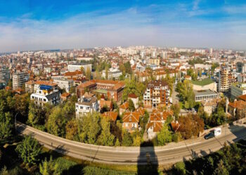 300 знамена украсяват Хасково за празника на града (ПРОГРАМА)
