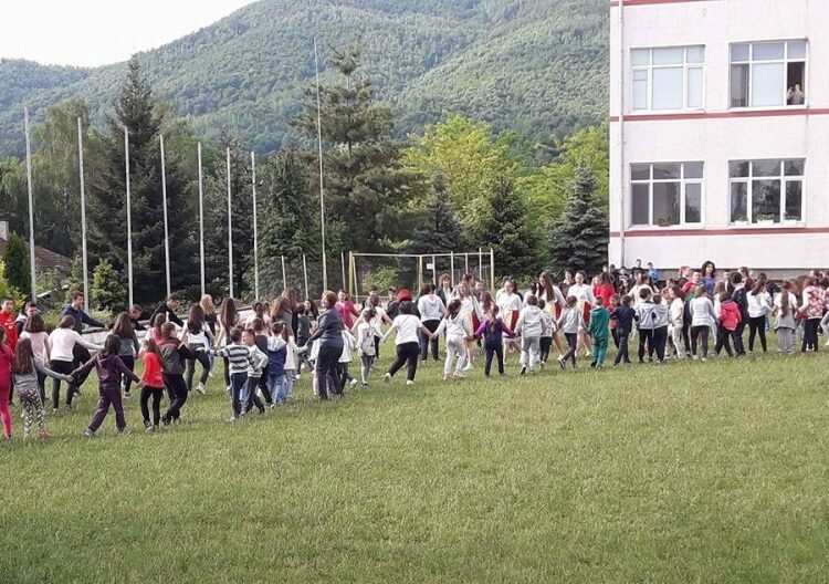 Horo Rozite na Bulgaria