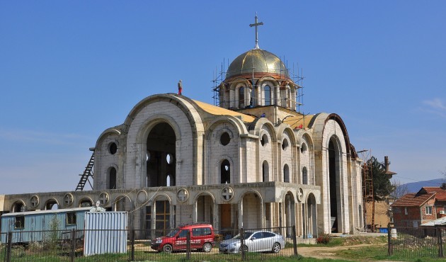 Монтана дочака първа литургия в нов храм 1 Hram Sveti Duh