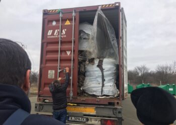 Италианският боклук в Бургас не бил токсичен 