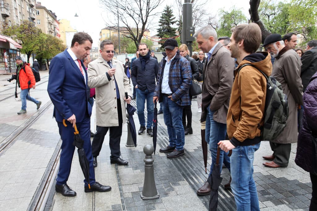 Показаха варианти за нови ограничители по "Графа" (Снимки) 6 IMG 0038 1