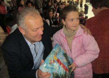 Мелемов подари Коледа на 200 хлапета