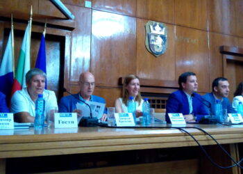 По-чист туризъм и повече почиващи по морето