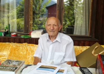 90-годишен стоматолог издаде трета книга
