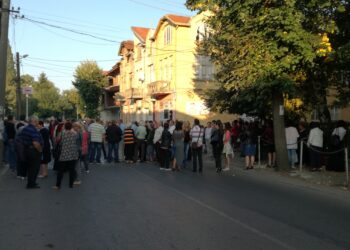 Кочериново в епична битка за водата си