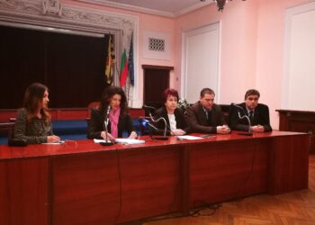 Обсъдиха заема, който ще тегли Перник 