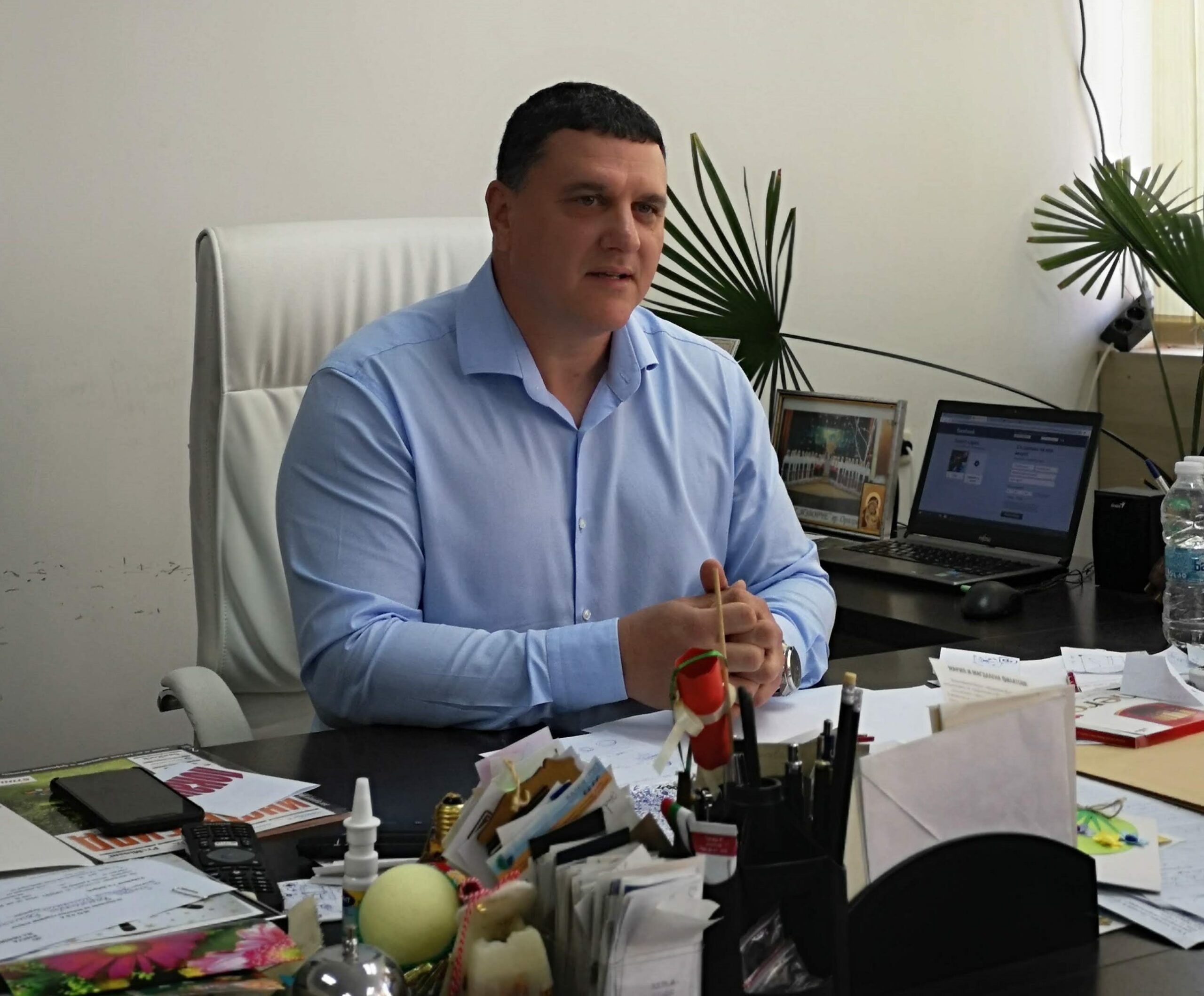 Кмет въстана срещу нелегални превозвачи