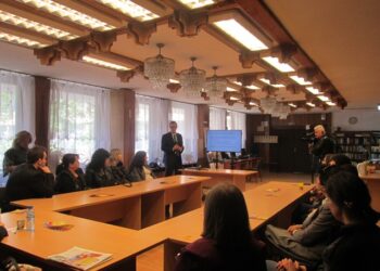 Решават правни казуси в библиотеката