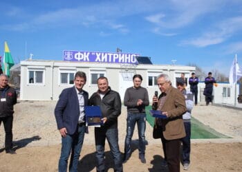 БФС дари екипировка на отбора на Хитрино