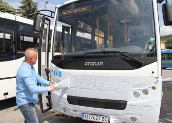 Евтини карти за ученици и пенсионери за общинските рейсове в Дупница