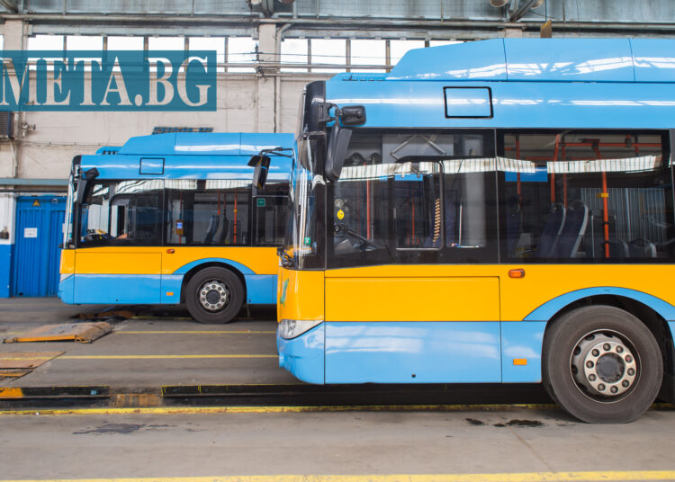 Градският транспорт спира за минута в чест на Ботев 1 IMG 8013 6