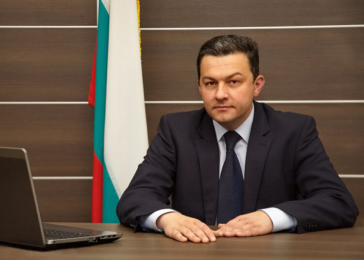 IVAN IVANOV