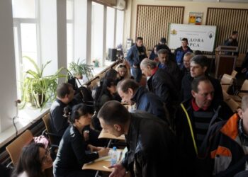 Борса търси работа на 1500 души в Мездра