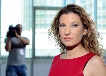 Топ журналисти обучават деца от Враца и Мездра