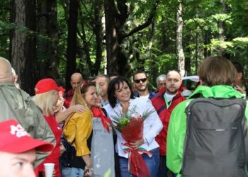 Нинова на Бузлуджа: Събралите се днес тук сте нашите апостоли!