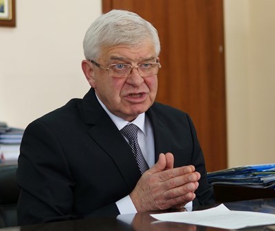 Кирил Ананиев е с коронавирус 8 Кирил Ананиев е с коронавирус