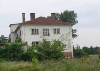 Монтана иска за трети път казармата си