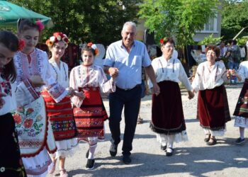Кутово сътвори уникален народен празник