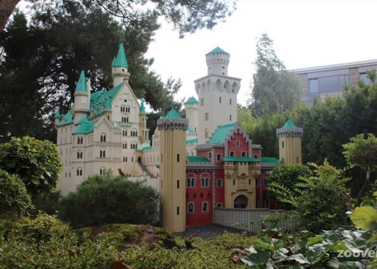 Лего парк в сърцето на Дания привлича туристи 1 Legoland Billund11